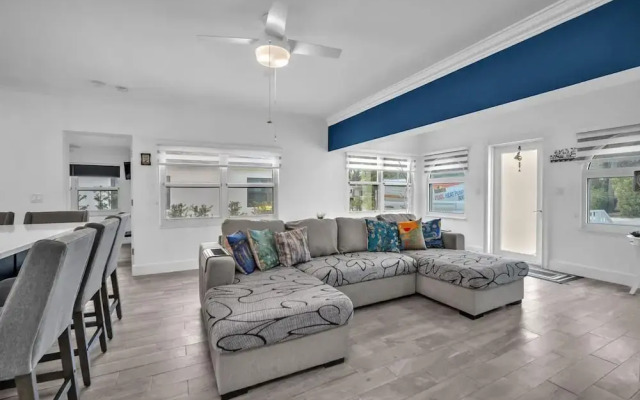 Entire House - Paradise in Dania Beach