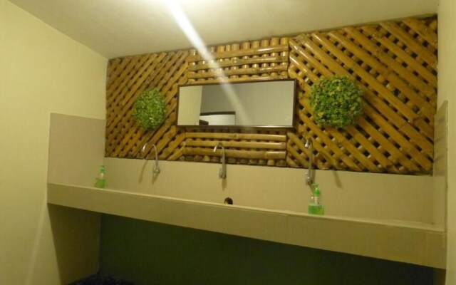 HIS Capsule Hostel