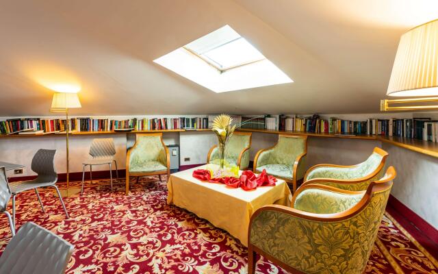 Hotel Mirage, Sure Hotel Collection by Best Western