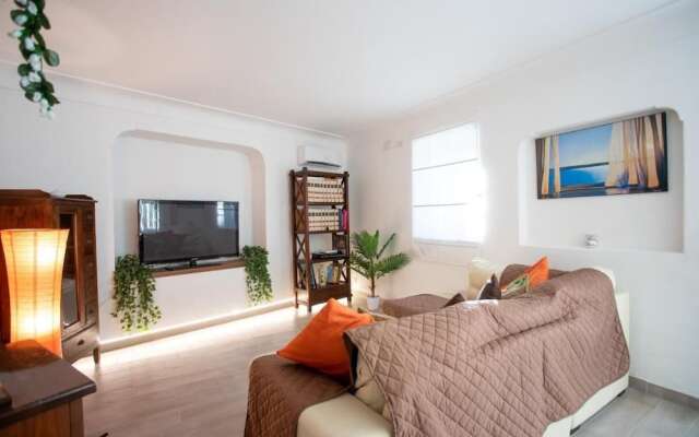 "Le Finestrelle Apartment"