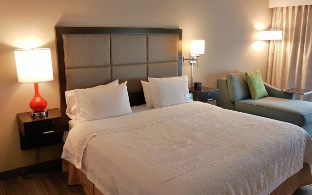 Hampton Inn & Suites By Hilton Calgary- University Northwest