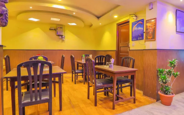 OYO 657 Hotel Everest Mount Holiday