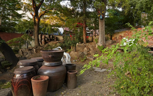 Jiwoljang Guest House