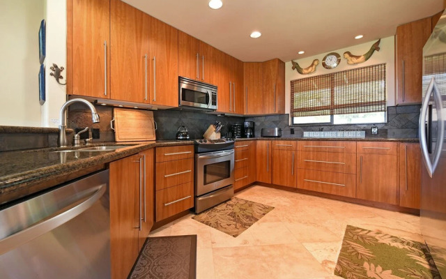 Kaanapali Plantation 2 Bedroom by RedAwning