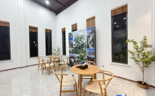 Three Meow Homestay