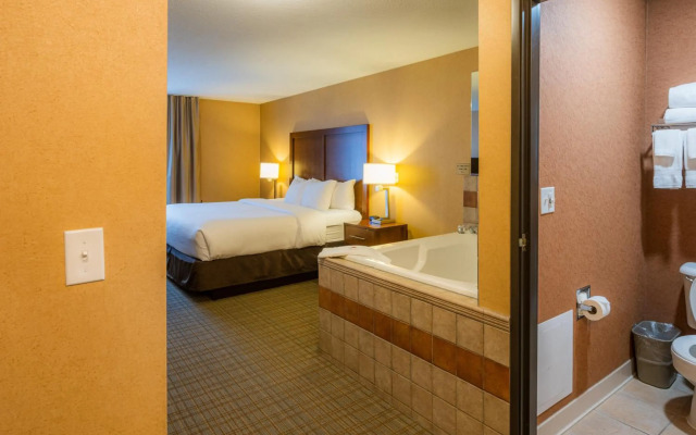 Comfort Inn & Suites