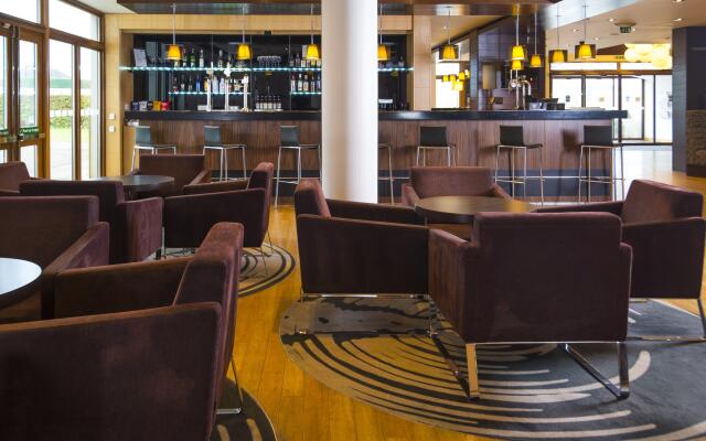Holiday Inn Express London-Epsom Downs by IHG