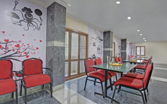 Aar Royal Residency By OYO Rooms