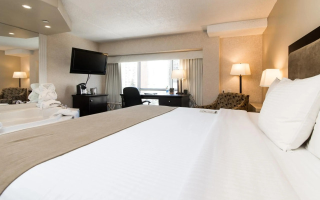Park Town Hotel