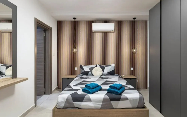 Modern Stylish 2BR APT With 2 Balconies