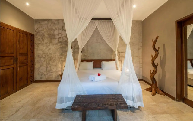 The Pandora Hotel