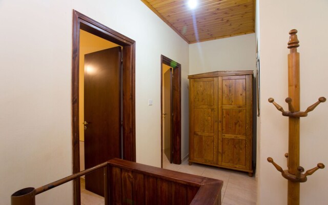 Rodoulas Traditional Village House