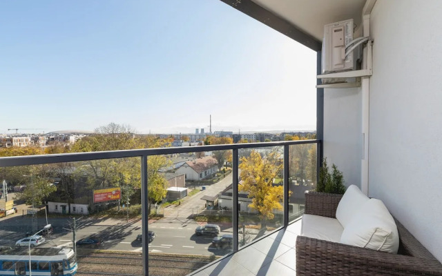 Mogilska Apartments by Renters Prestige