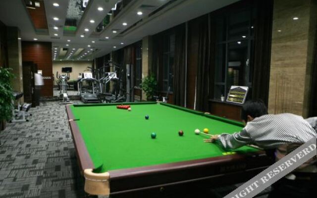 Longshun Xueshan Feihu Resort