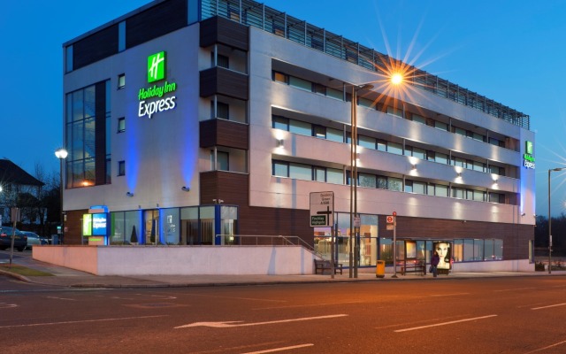 Holiday Inn Express London Golders Green (A406)