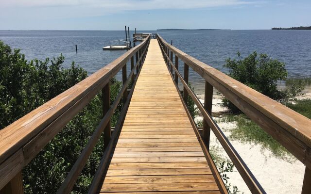 Seahorse Landing by Panhandle Getaways