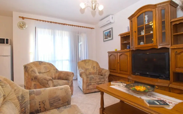 Apartment 1481