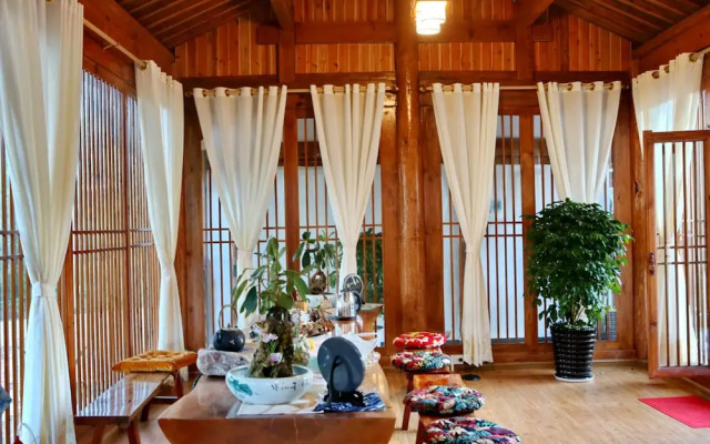 Ling Jing Boutique Inn