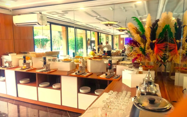 Appart-Hotel EZZAHIA by HMS