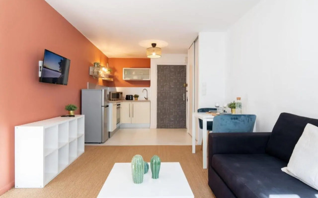 Vieux Lille - Nice studio neat and fully equipped !