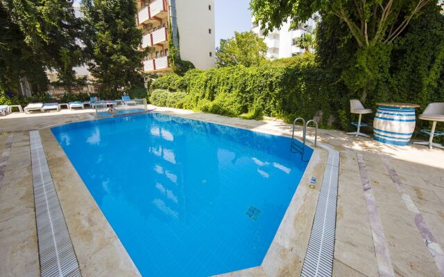 Moda Beach Hotel