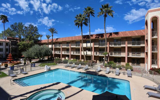 DoubleTree Suites by Hilton Tucson Airport