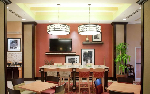 Hampton Inn & Suites St. Petersburg/Downtown