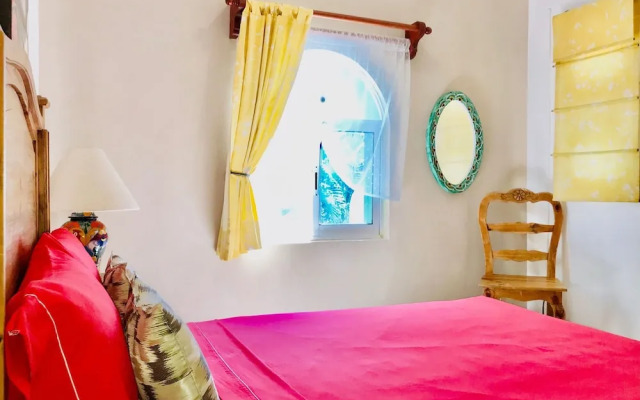 19 Pax 2 Connected Pool Villas