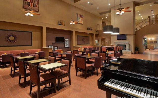 Hampton Inn & Suites Phoenix-Goodyear