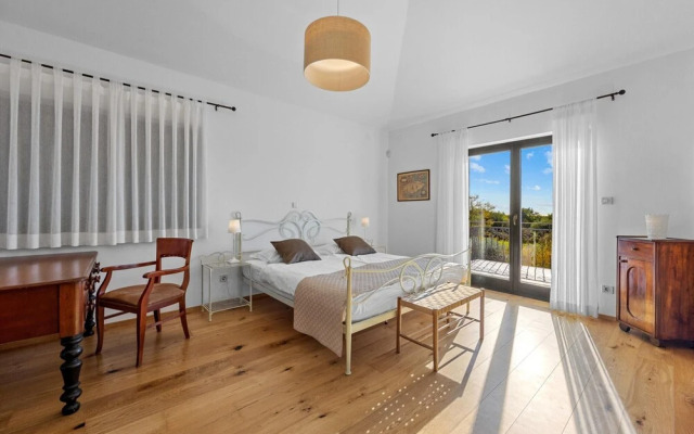 Idyllic Istrian Escape With Pool