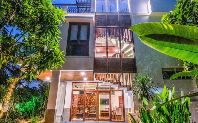 Villa Eternal, Private Pool, 3 Floors & Rooftop Terrace