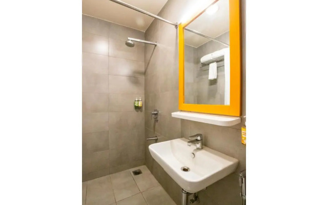 Bloom Hotel - HSR Club