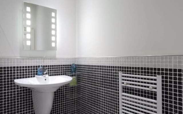 4 Bedroom Apartment In City Centre
