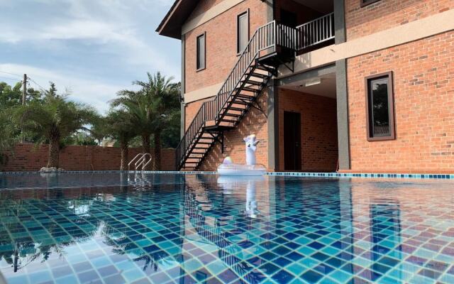 Oriental 12 Residence