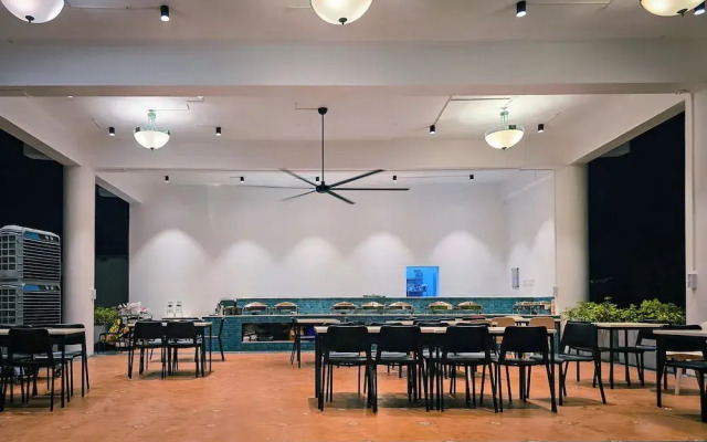 Madras Chronicle Bay Resort & Spa