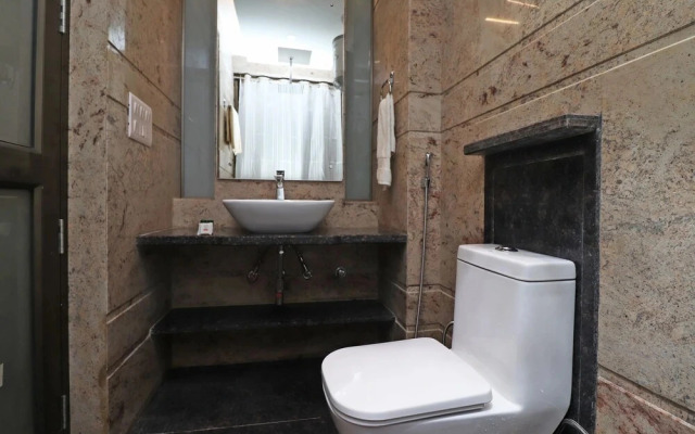 JJK Rukmini Vilas Hotel & Banquet by OYO Rooms