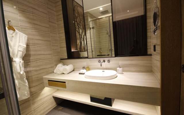 Silverworld Hotel
