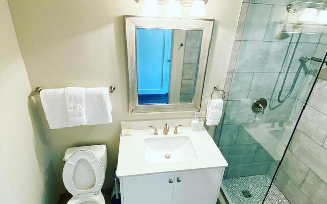 California Building by Hosteeva