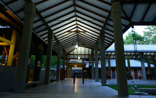 Nil Diya Mankada Safari Lodge