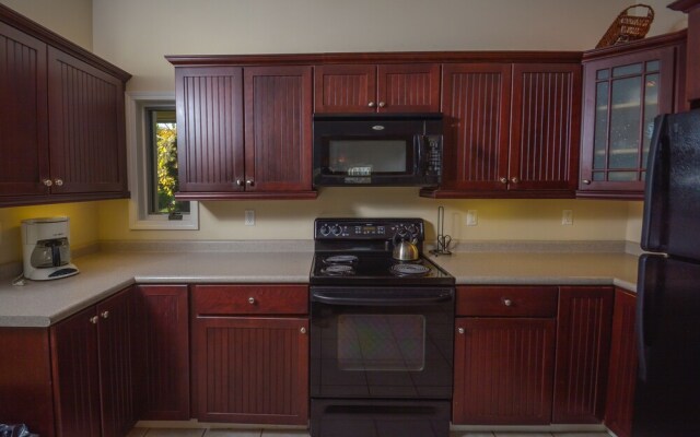 By the Lake 5 Bedroom House