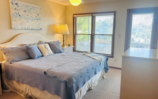 Dry Dock - 4 Br Home