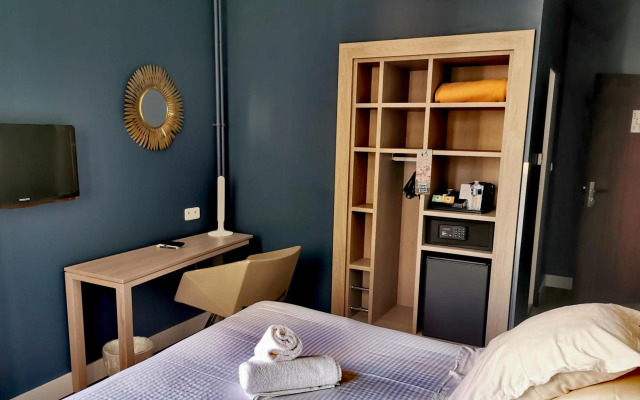 Grand Hôtel Dauphiné Toulon, Boutique Hôtel & Suites