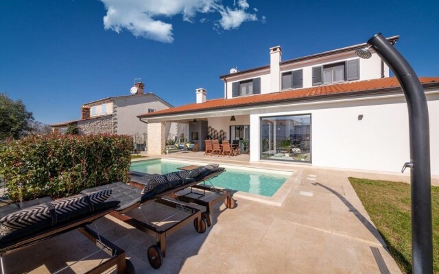 Villa Laurenti