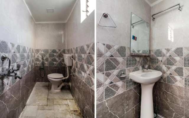 Shiva Guest House by OYO Rooms