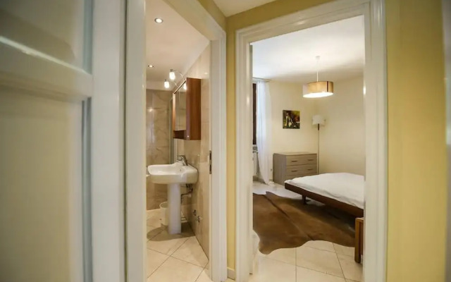 Giulia Apartment With Lake View in Verbania