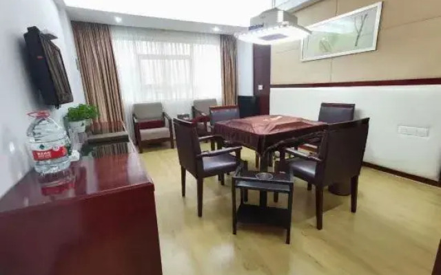 Oriental Hawaii Holiday Hotel