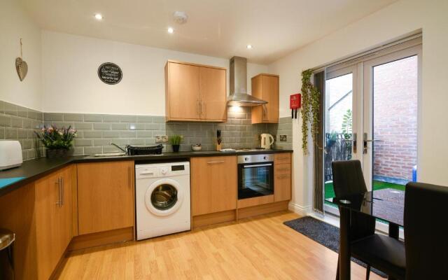 Long Row Apartments in Nottingham City Centre