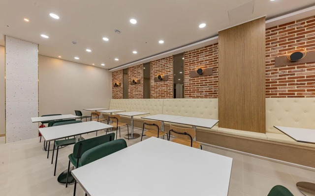 Daejeon Wolpyeong Hotel Continew