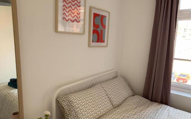 Granby Apartments F-2