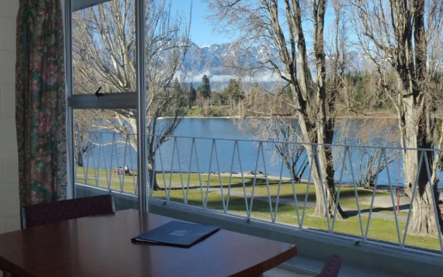 Lakeside Motel - Queenstown